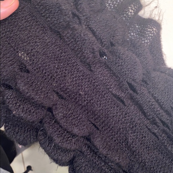 Chunky Black Statement Scarf - Picture 4 of 4